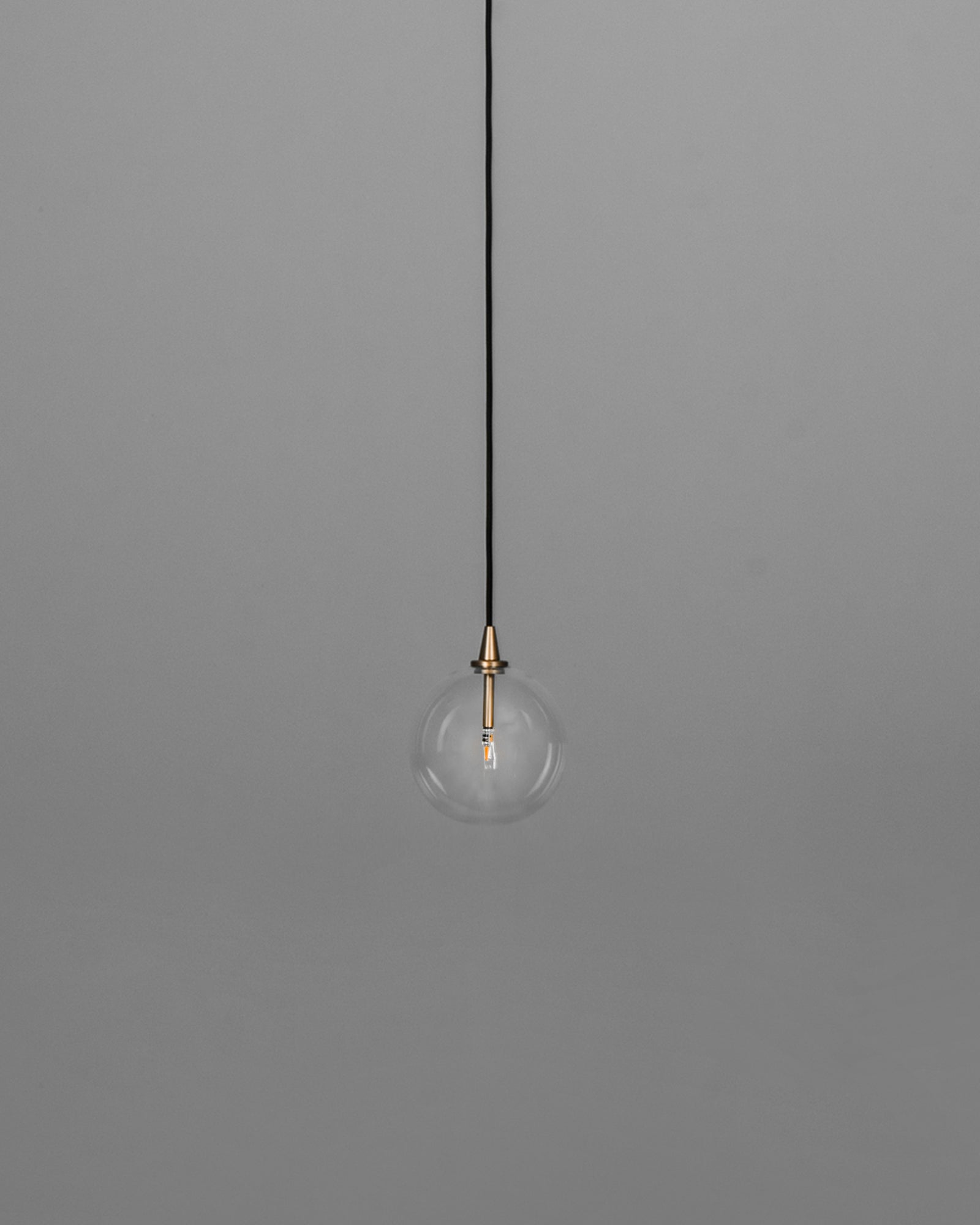 Solara - Pendelleuchte aus Glaskugel