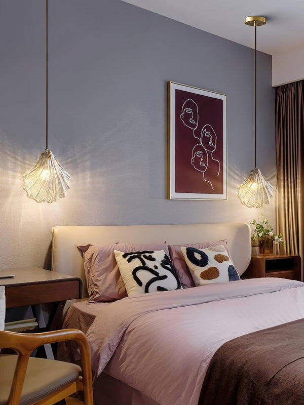 Shell“ - Mini-Pendelleuchte Shell aus Messing und Glas
