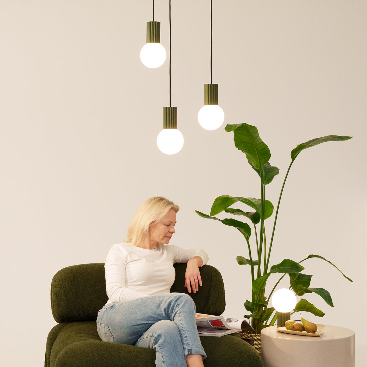 Silva - Halo-Wandleuchte, olivgrün, Schutzart IP44, mit