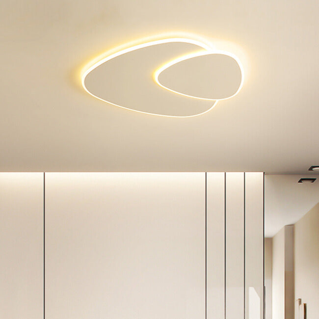 Minimalistische - LED-Deckenleuchte mit Blattdesign in Weiß