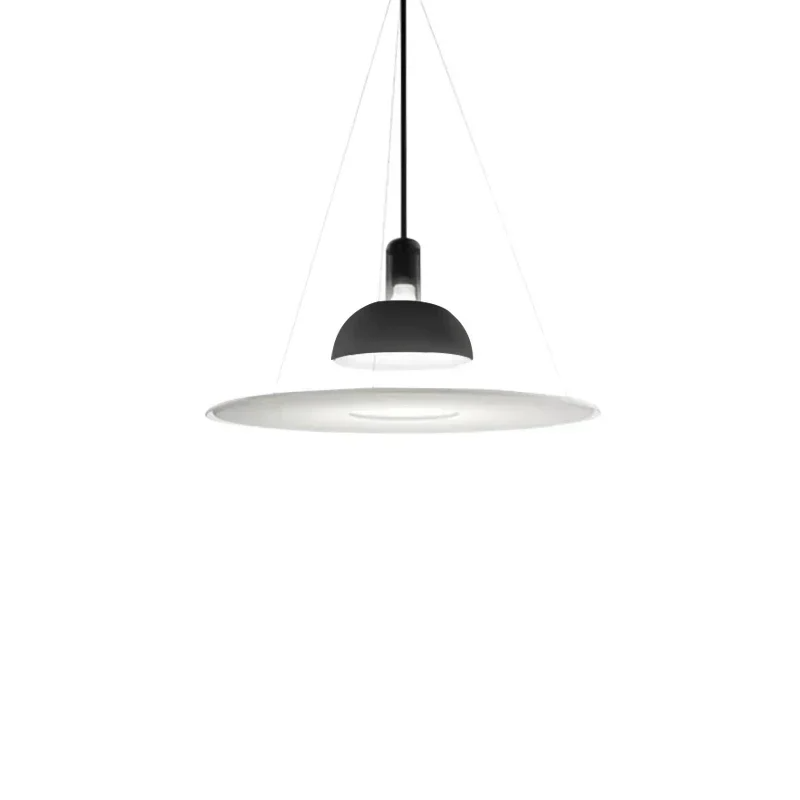 Minimalistische - Designer-Pendelleuchte aus Metall