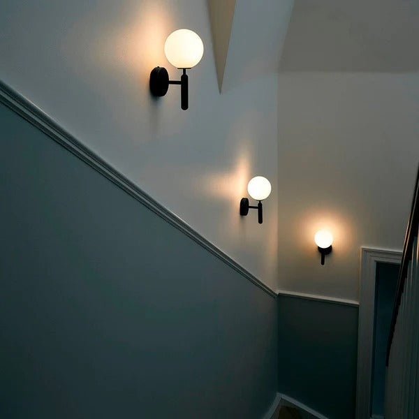 Minimalistische - Wandleuchte im skandinavischen Stil aus
