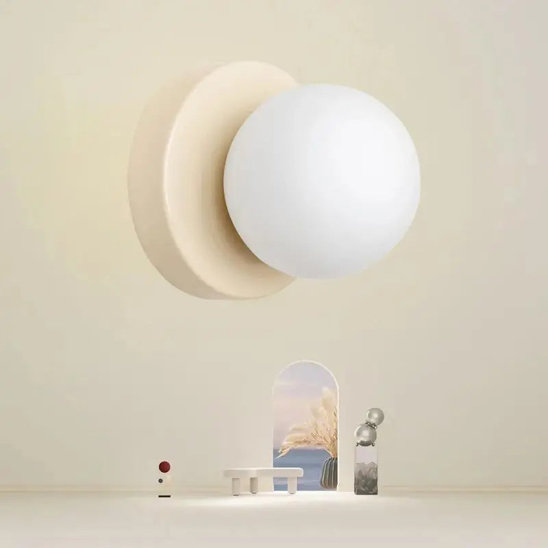 Skandinavische - Pendelleuchte LumiGlobe mit Glasschirm