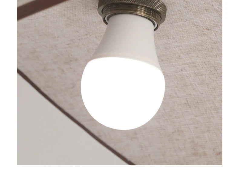 Solara - Wabi-Sabi-Strohhut-Hängeleuchte mit warmem Licht