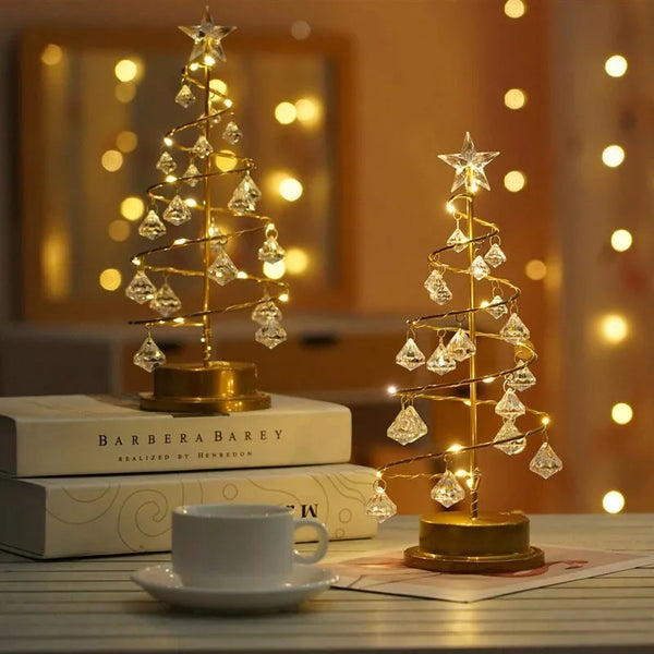 Studio - Tischleuchte in Form eines Kristall-Weihnachtsbaums
