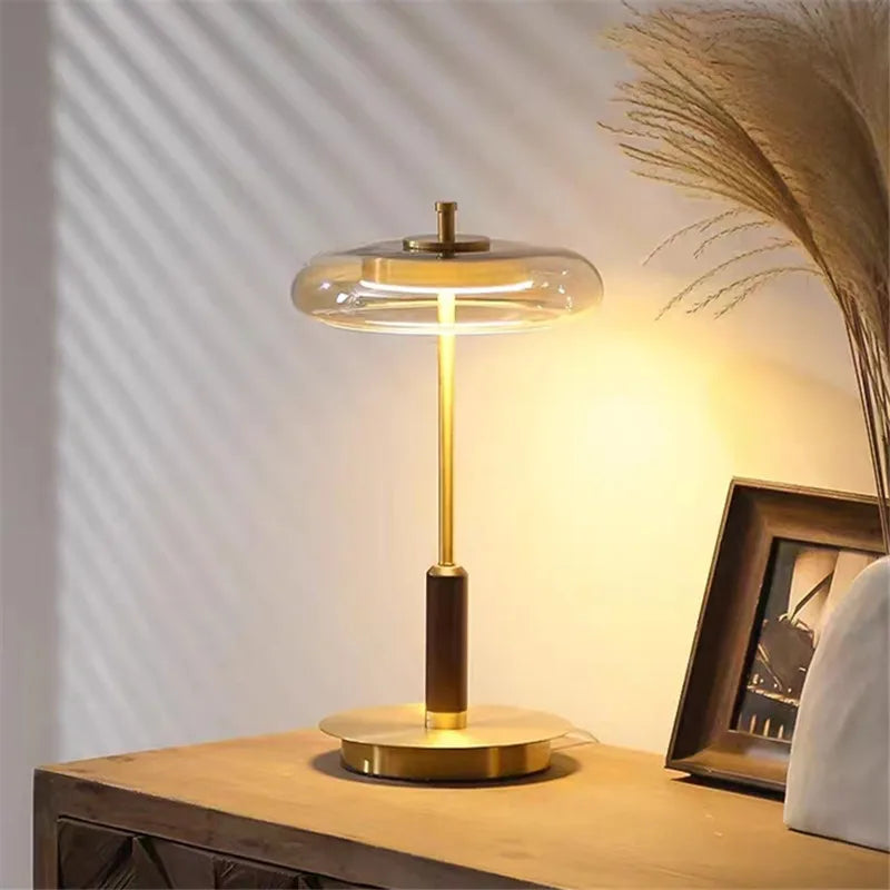 Luxuriöse - freistehende LED-Stehleuchte mit Touch-Funktion