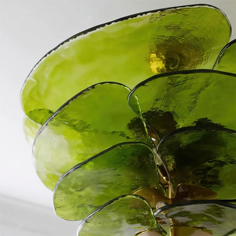 Claria - Lotusblatt-Kronleuchter aus Glas
