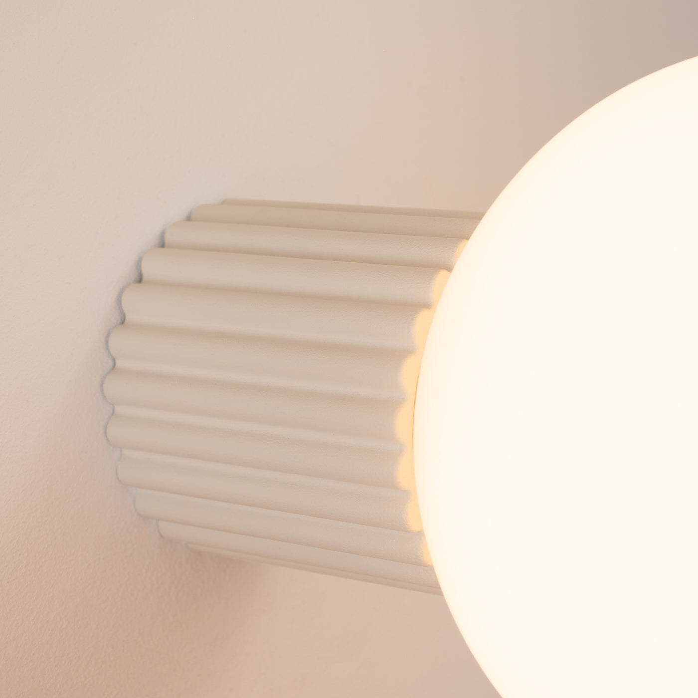 HALO - Wandleuchte HALO Beige IP44