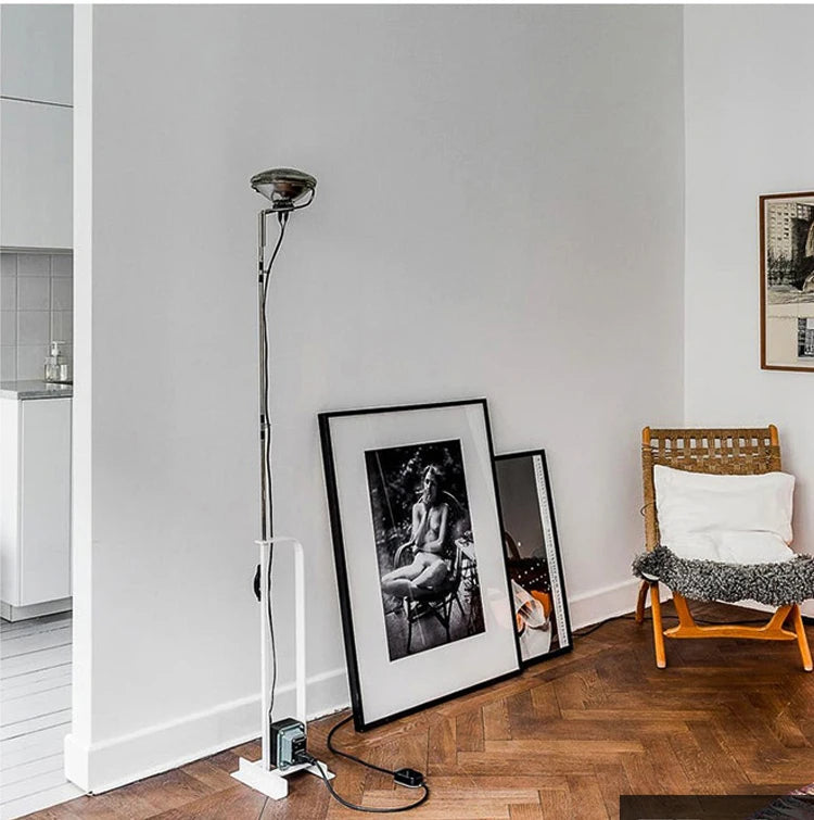 Linara - Art-Deco-Stehleuchte aus Chrom ohne Schirm