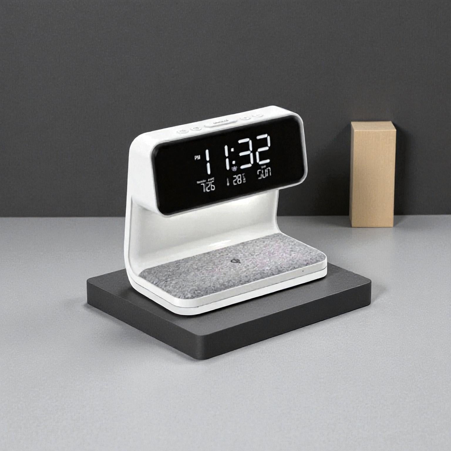 3 in 1 Nachtlicht mit kabellosem Ladegerät und Digitaluhr Multifunktionale Nachttischlampe