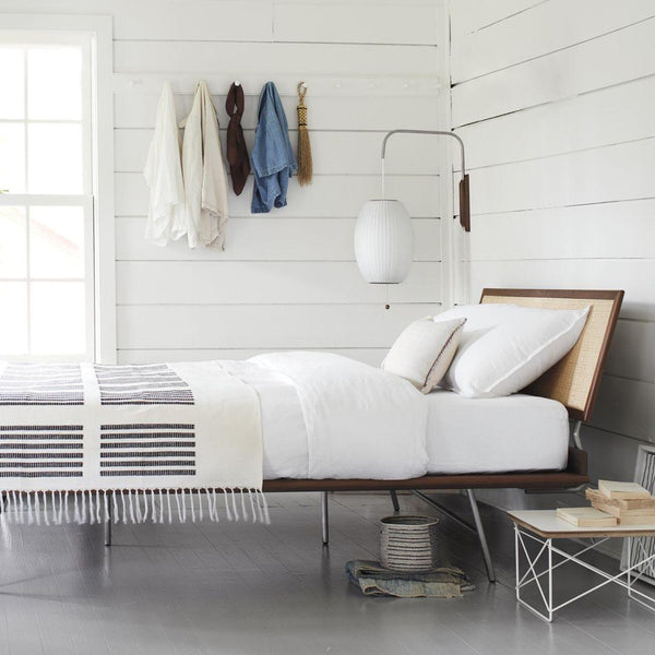 Luzana - Wandleuchte im Mid-Century-Stil fürs Schlafzimmer