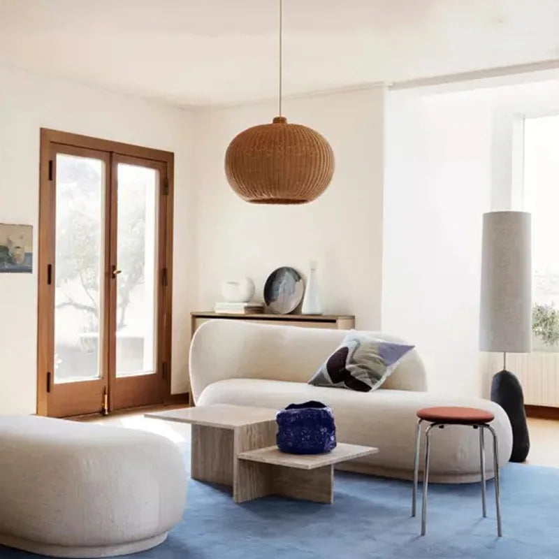 Handgeflochtene - Rattan-Pendelleuchte in Boho-Beige