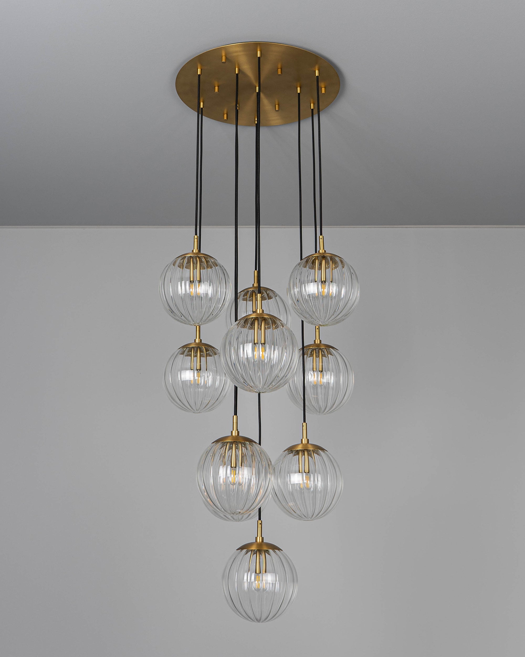 Aurela - Kronleuchter aus Metall und Glas, 10-flammig
