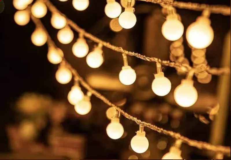 Ketta - 10 m lange Lichterkette mit kleinen Kugeln