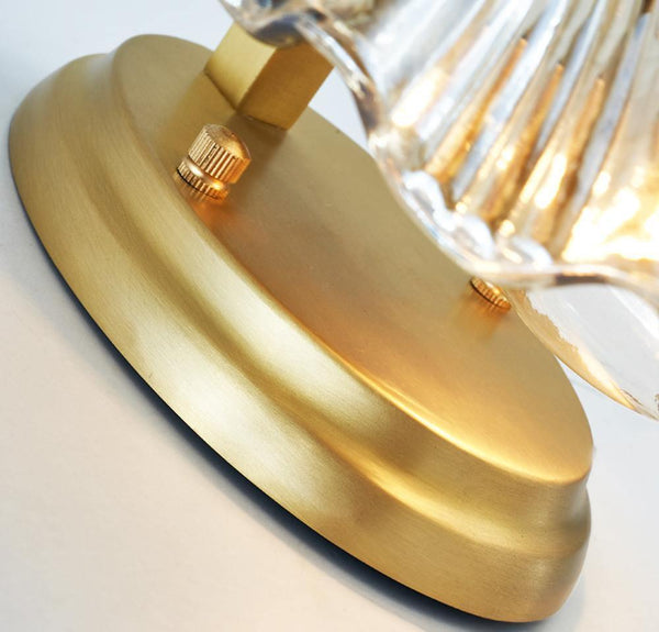 Muschelförmige - Wandleuchte aus Messing und Glas