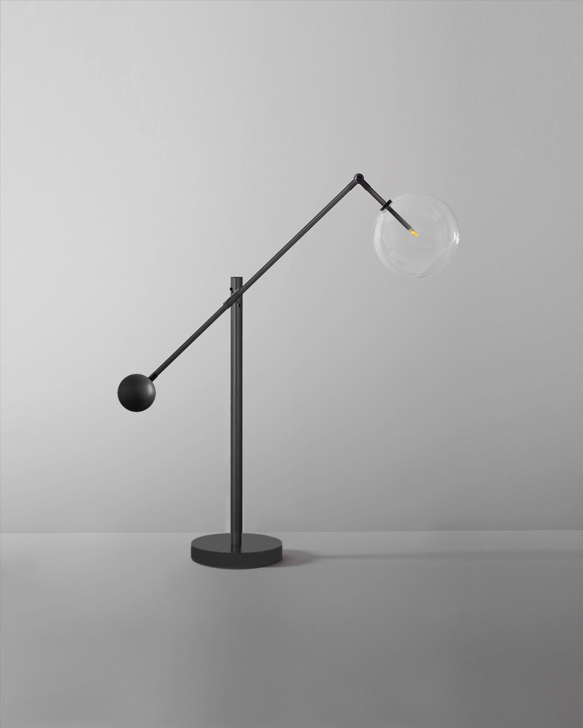 Metall/Glas - Designer-Tischleuchte, Metall/Glas