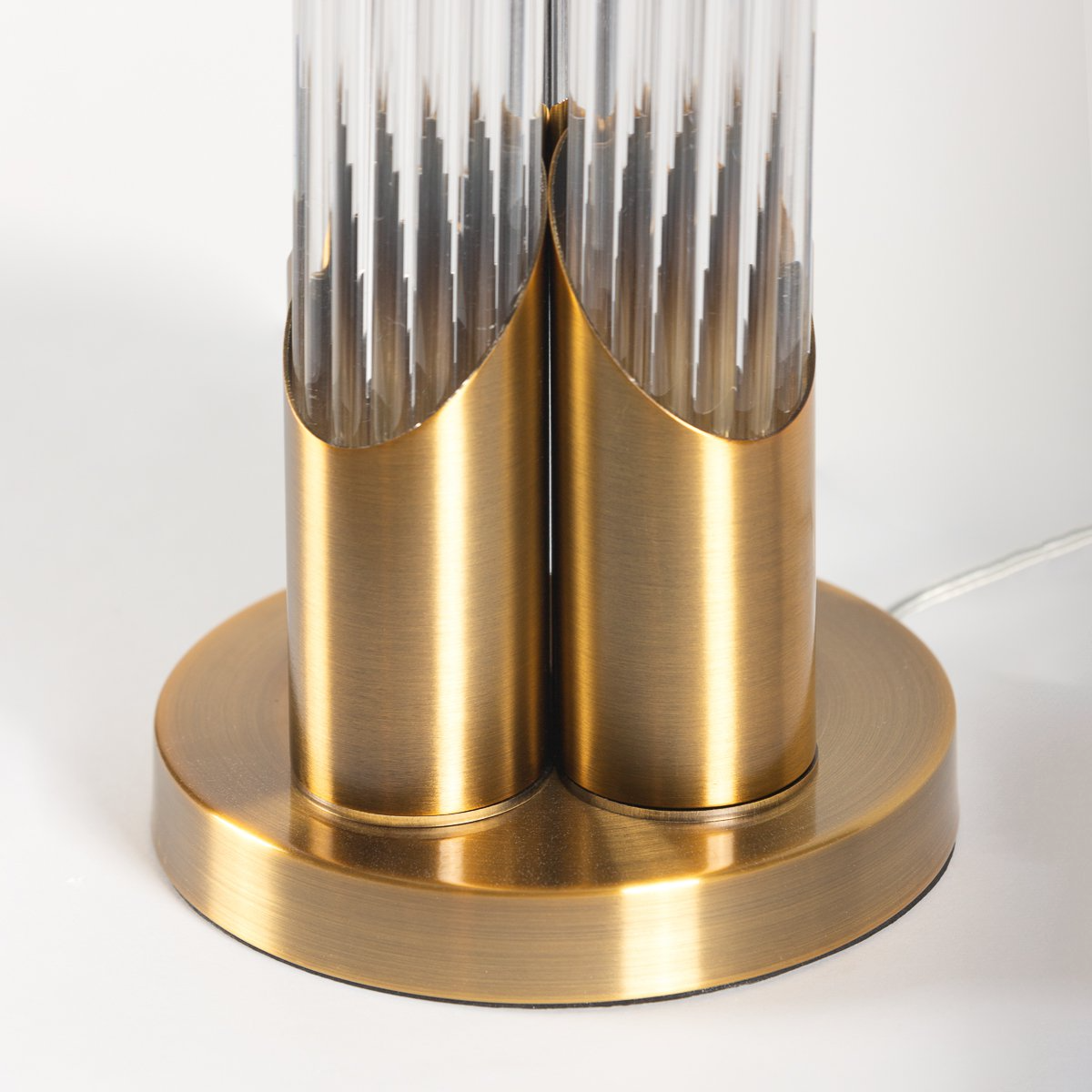 Alexandra - Thai - Tischleuchte, goldfarbenes Metall &