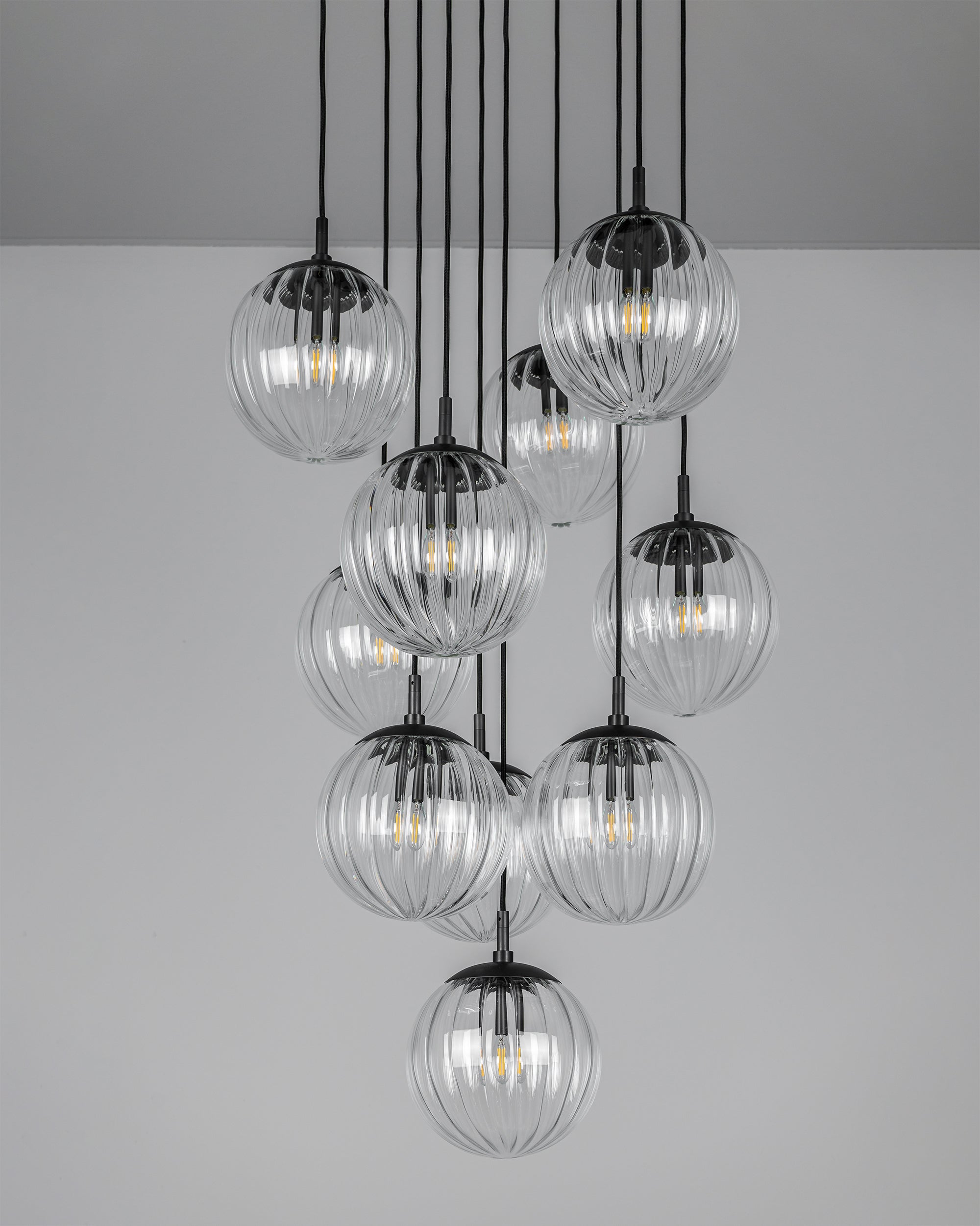 Aurela - Kronleuchter aus Metall und Glas, 10-flammig