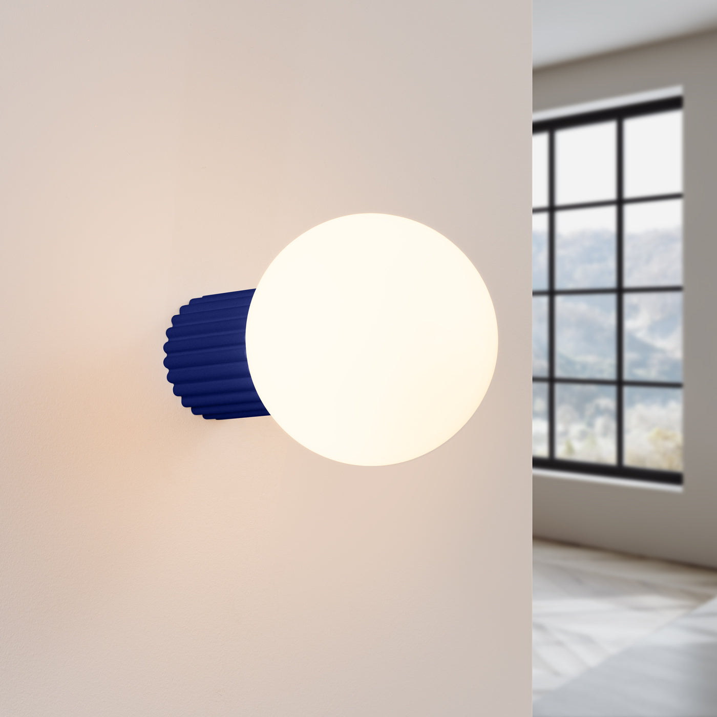 HALO - Ultramarine Wandleuchte IP44