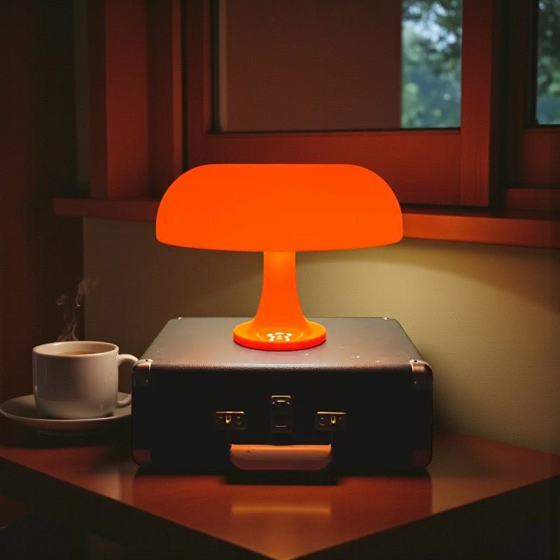 Moderne wiederaufladbare Lampe mit zeitloser Eleganz für vielseitige Beleuchtung zu Hause