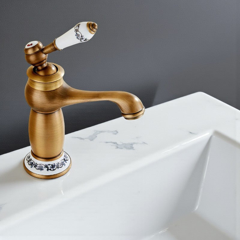 Retro-Standarmatur mit klassischem Design und Einhebelbedienung