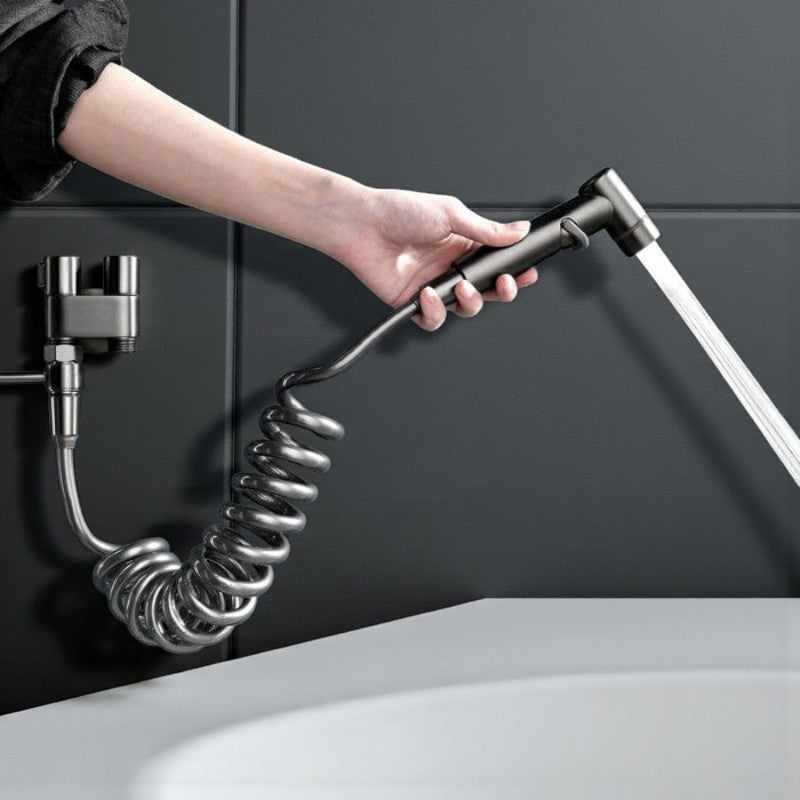 Innovativer WC-Sprühhahn für präzise und bequeme Reinigung im Badezimmer
