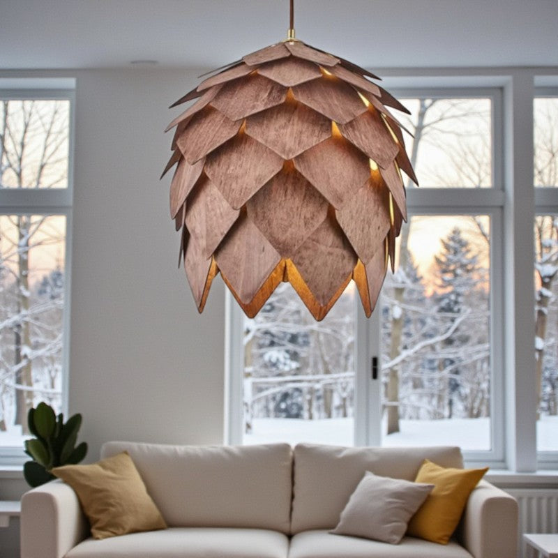 Dekorative Hängeleuchte mit Tannenbaum-Design für gemütliche Wohnbeleuchtung