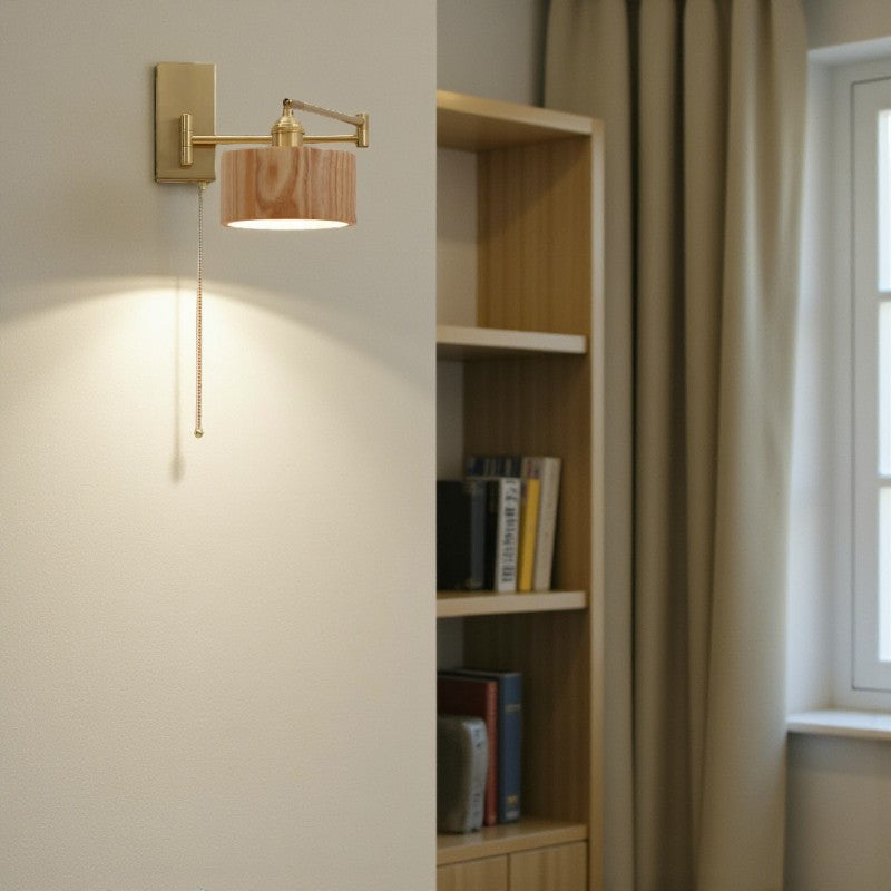 Verstellbare Wandleuchte mit Zugschalter für flexible und praktische Wohnbeleuchtung