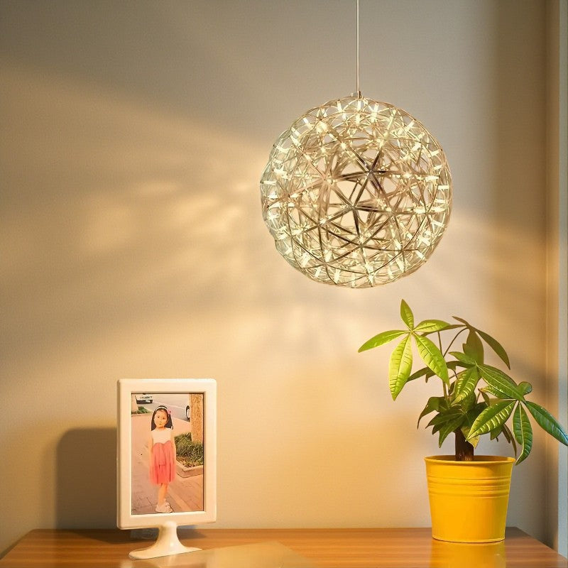 Feuerwerks-inspirierte Pendelleuchte für faszinierende Beleuchtung