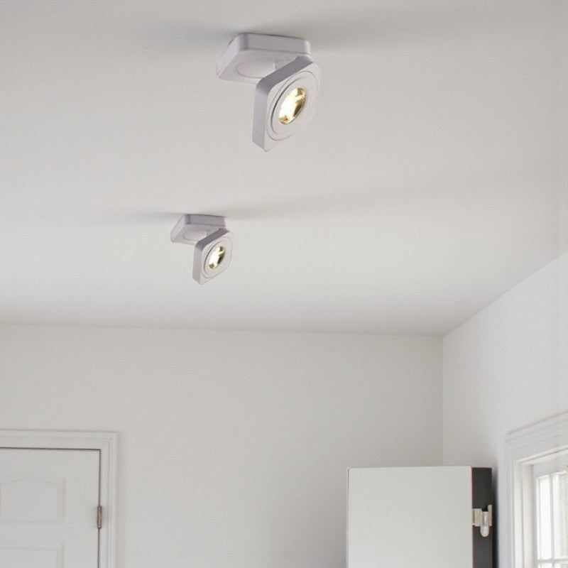 Verstellbare quadratische LED-Deckenspots für flexible und moderne Wohnraumbeleuchtung