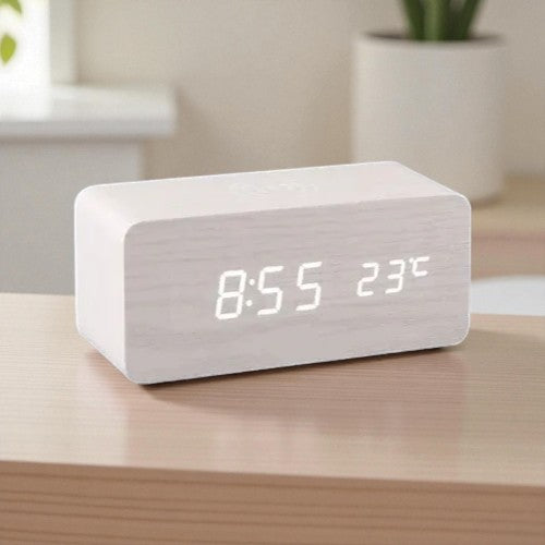 Holz-Wecker mit kabellosem Laden und LED-Anzeige