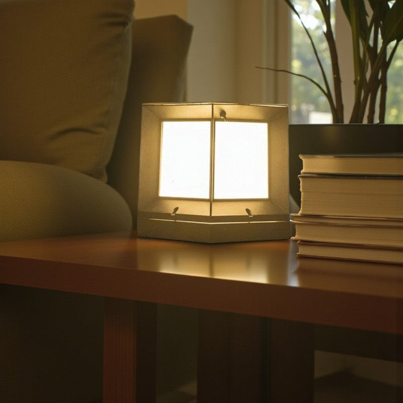 LED-Säulenleuchte mit quadratischem Design