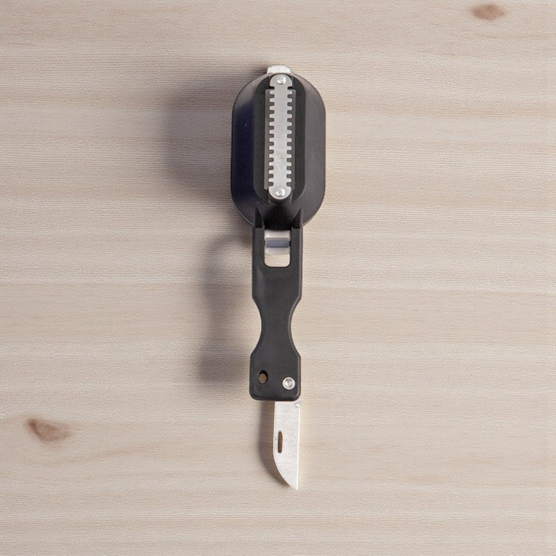 Fischschupper mit Spritzschutz und Edelstahlklinge