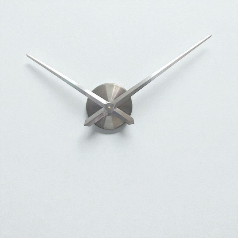Elegante Wanduhr für Zuhause oder Büro