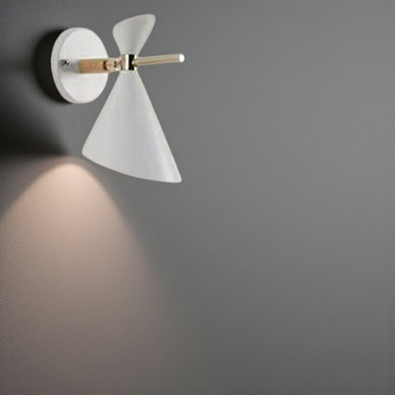 Schicke Wandleuchte mit nordischem Charme