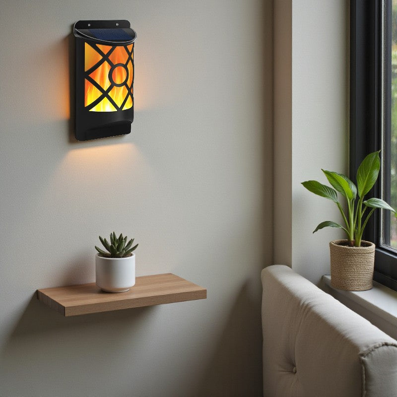 Sorge für gemütliches Licht im Außenbereich mit einer Solar-LED-Fackel