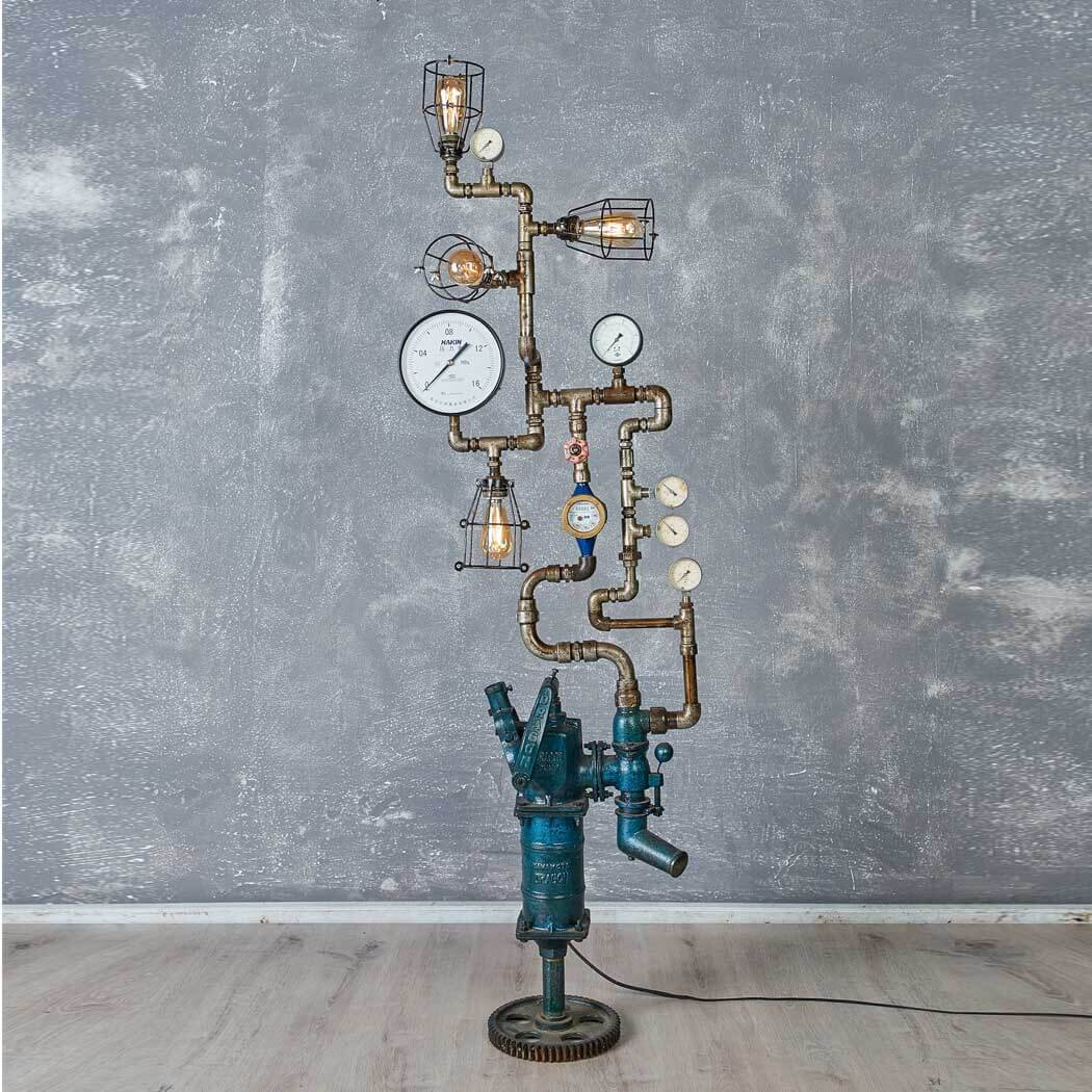 Golden - Pigs - Hohe, spektakuläre Wasserpumpenlampe