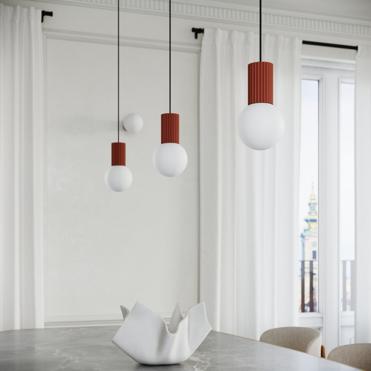 Nuova - Ockerrote Tischleuchte mit mattiertem Glas und