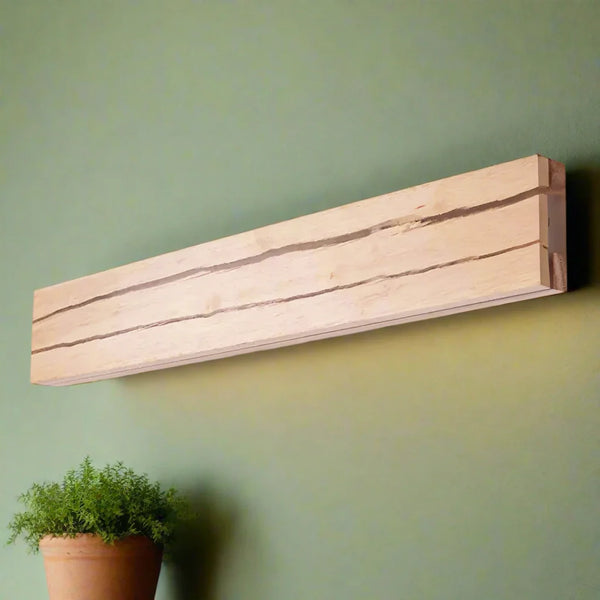 Lumera - LED-Wandleuchte in Holzoptik mit Rissmuster