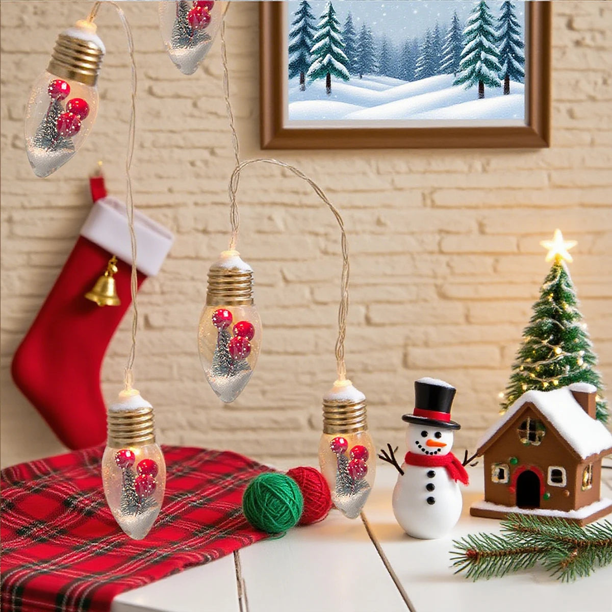 Girla - LED-Schneekugel-Lichterkette mit Weihnachtsbaum und