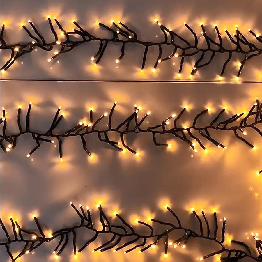 Sparkla - 25 m lange Lichterkette mit 2000 warmweißen LEDs