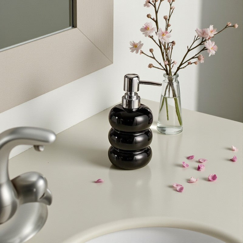 Mattierter Seifenspender mit Pumpe und rutschfester Basis im modernen Design