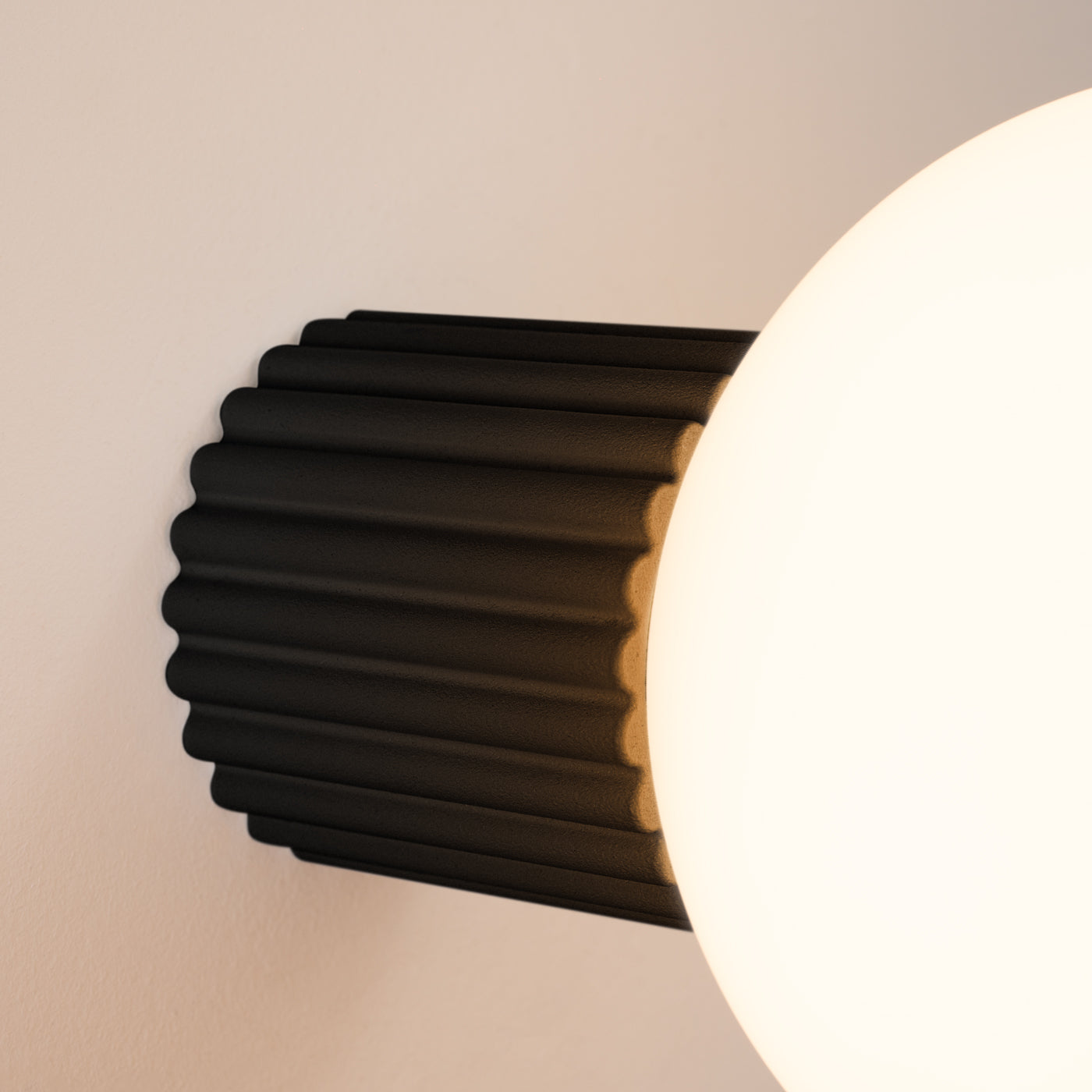 HALO - Wandleuchte, schwarz, IP44