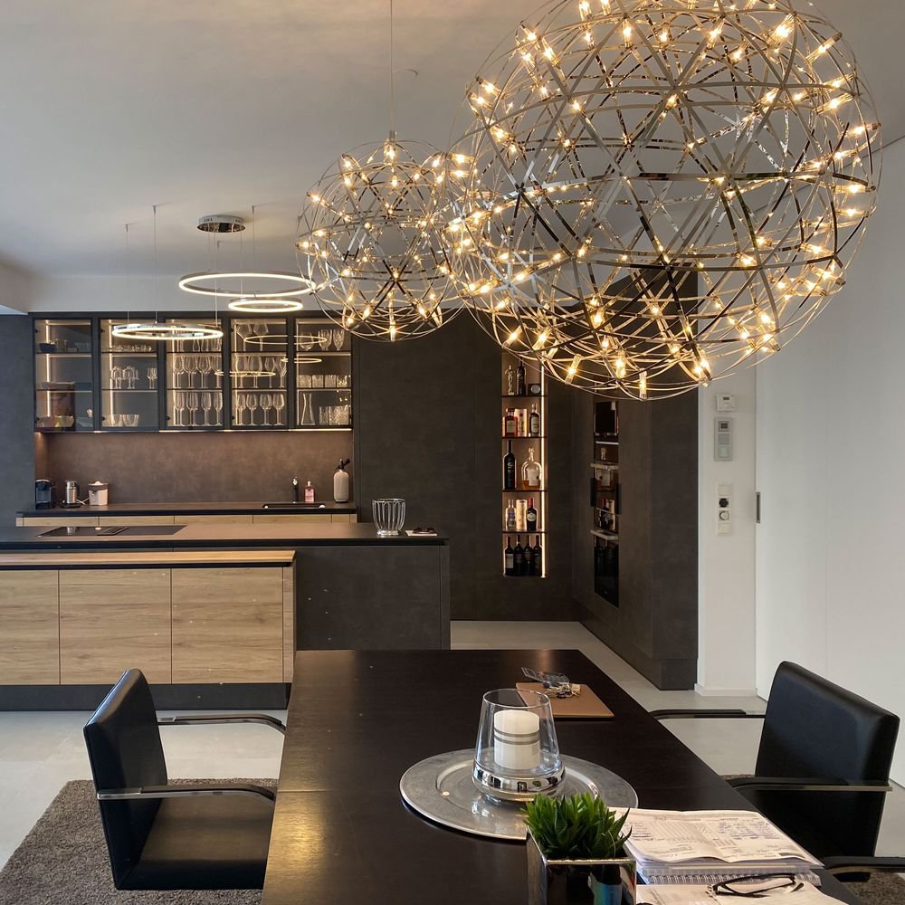 Orbita - LED-Metallkugel-Pendelleuchte Ø 70 cm Chrom