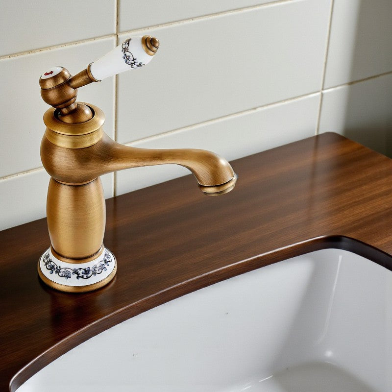 Retro-Standarmatur mit klassischem Design und Einhebelbedienung