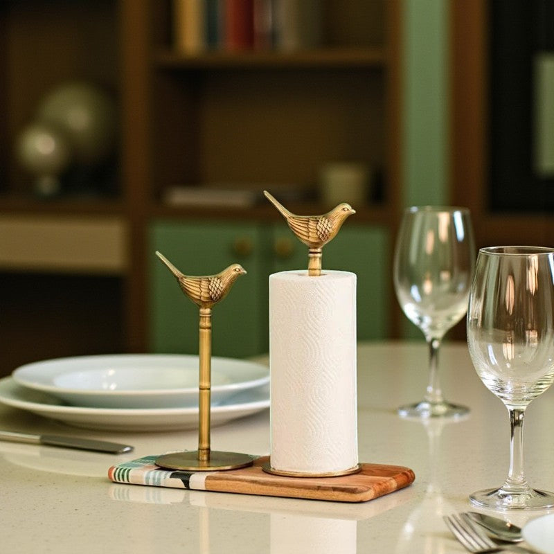 Charmanter Papierhandtuchhalter aus Messing für stilvolle Dekoration