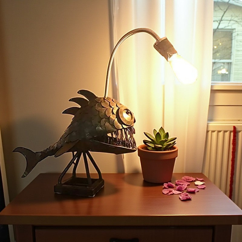 Retro Fisch Tischlampe für einzigartiges Design und Akzentbeleuchtung