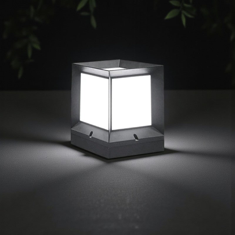 LED-Säulenleuchte mit quadratischem Design