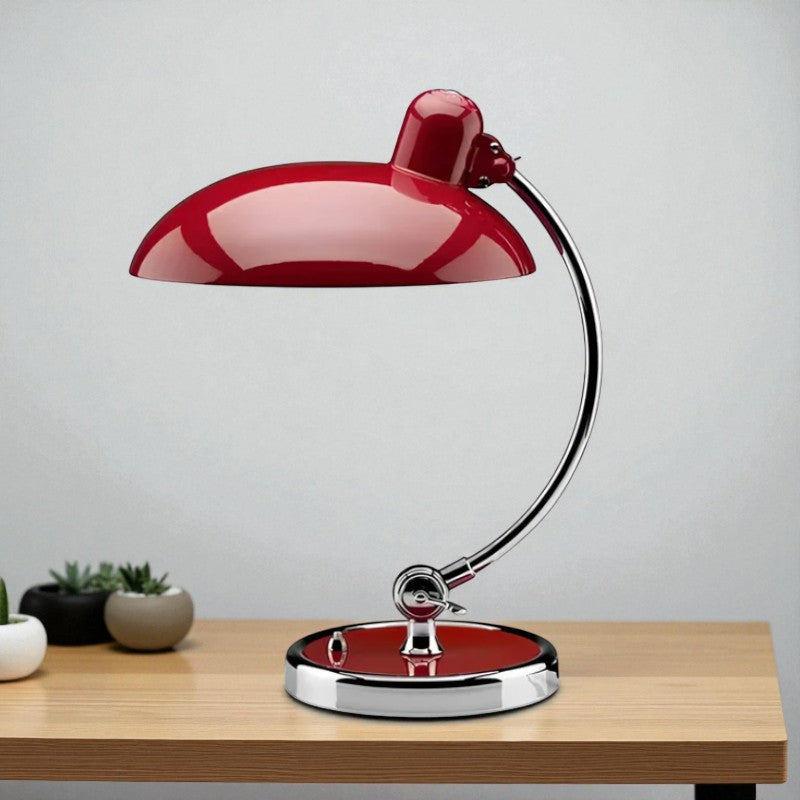 Minimalistische skandinavische Tischlampe mit elegantem Design für jeden Raum