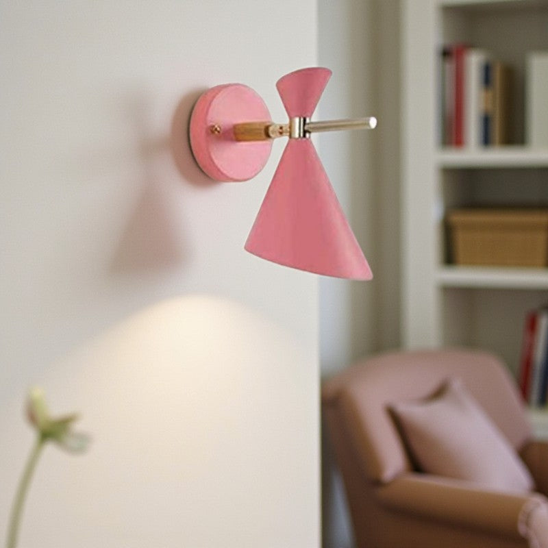 Schicke Wandleuchte mit nordischem Charme